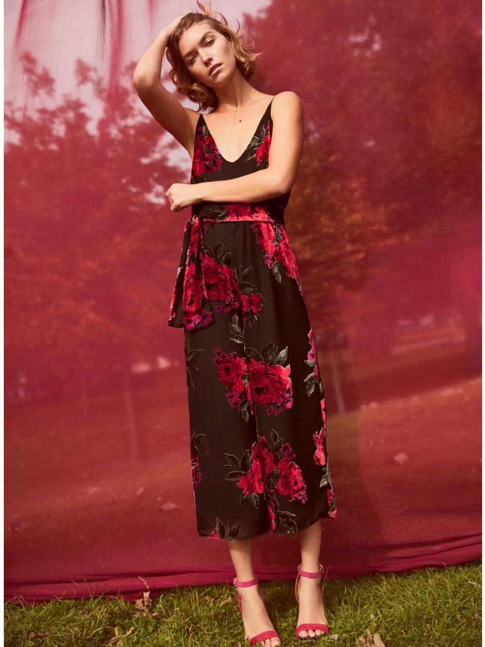 Anthropologie Ettwa Floral Burnout Velvet Jumpsuit in Red Motif Print Size XS